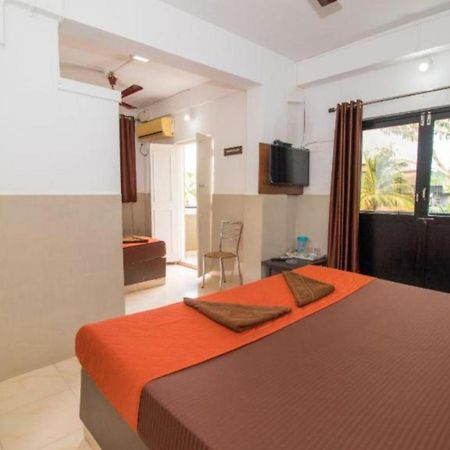 Grg Traveller Hotel Panaji Buitenkant foto