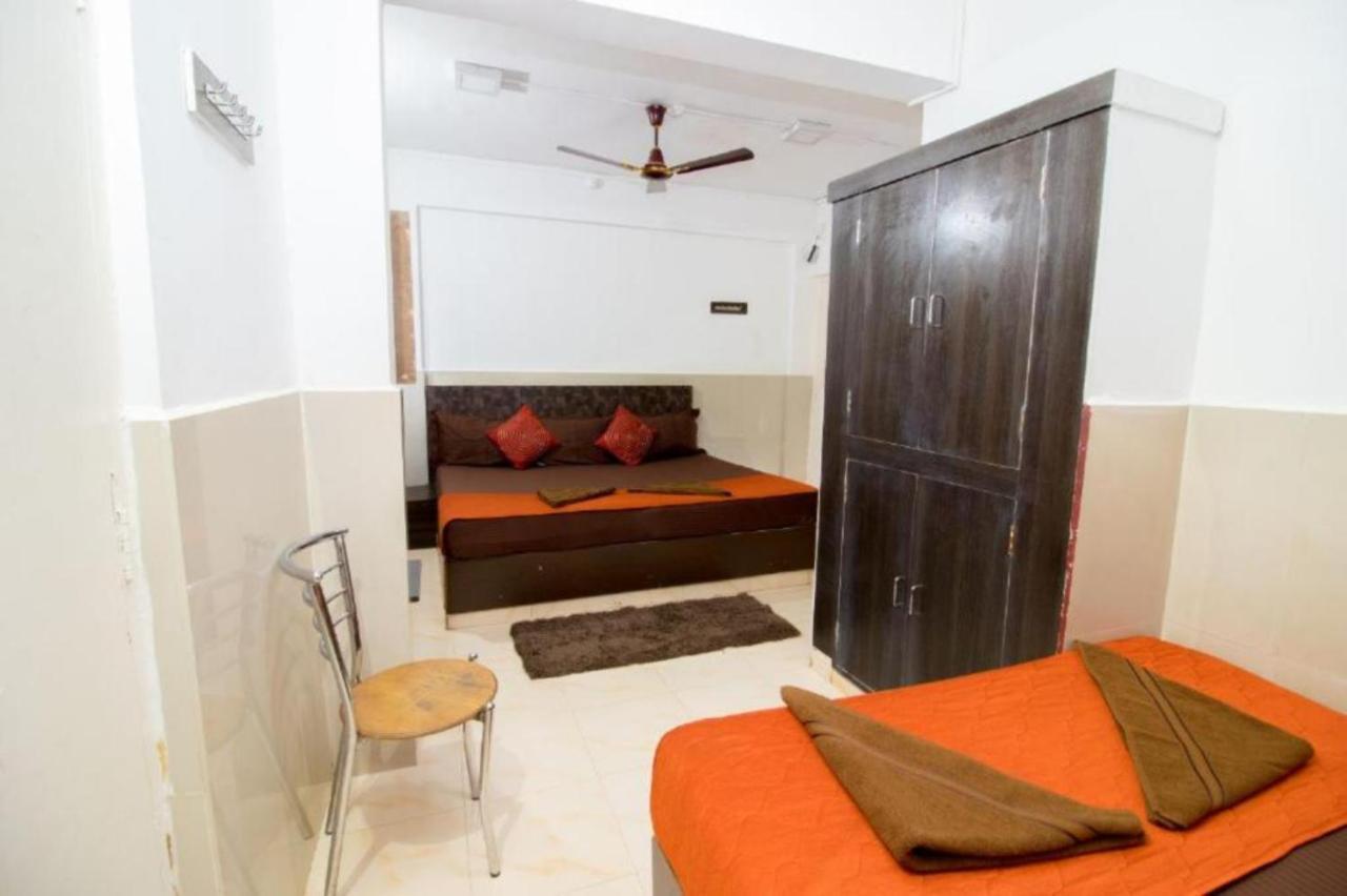 Grg Traveller Hotel Panaji Buitenkant foto
