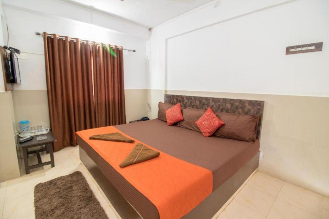 Grg Traveller Hotel Panaji Buitenkant foto